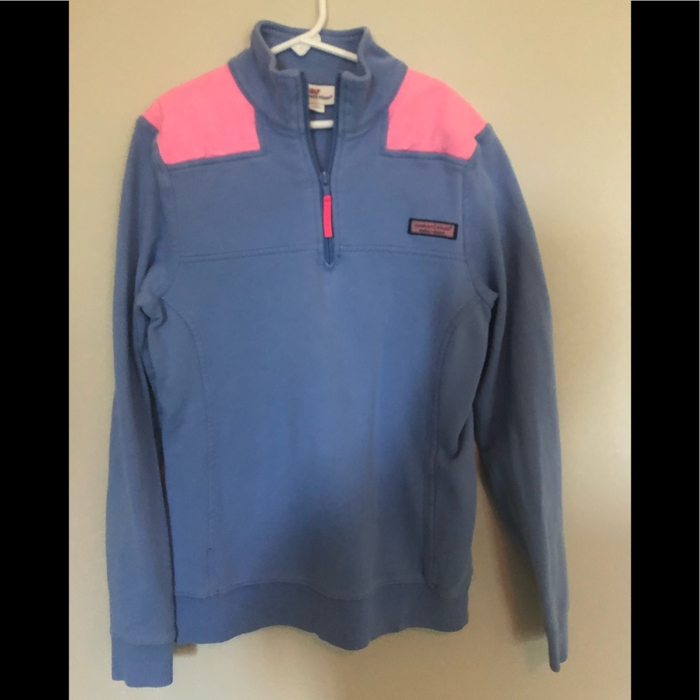 This is a Vineyard Vines Shep Shirt Women’s XXS.
